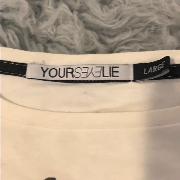 Your Eyes Lie printed T-shirt - Picture 3 of 4